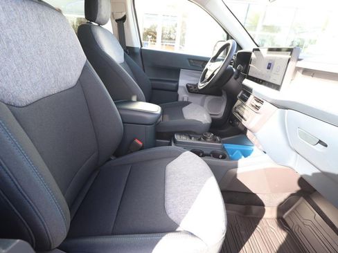 Certified 2025 Ford Maverick XLT w/ Equipment Group 302A image 12