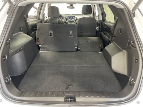 Used 2022 Chevrolet Equinox LT image 25