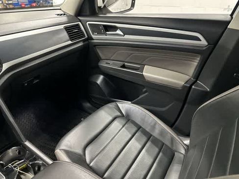 Used 2023 Volkswagen Atlas SEL Premium AWD/4WD image 13