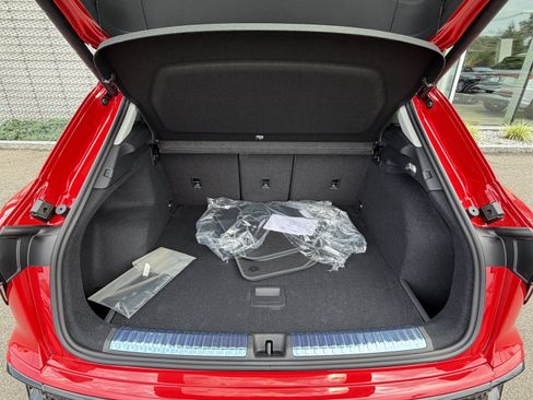 New 2026 Audi Q3 quattro 2.0T AWD/4WD image 17