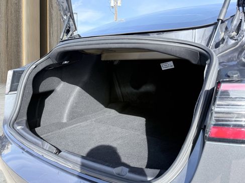 Used 2019 Tesla Model 3 Long Range image 9