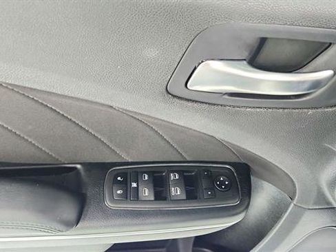 Used 2022 Dodge Charger GT image 17