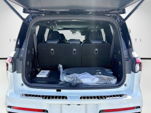 New 2026 INFINITI QX80 4WD w/ Sport Exterior Package image 19