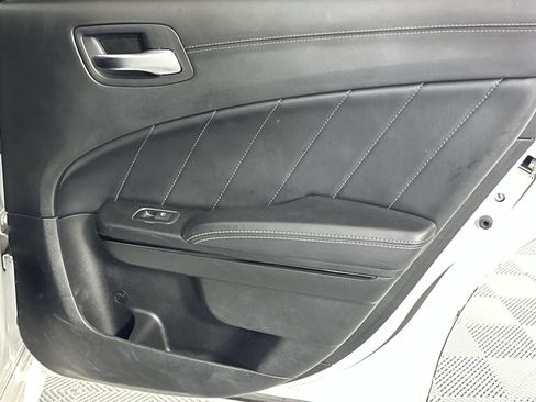 Used 2022 Dodge Charger R/T w/ Plus Group RWD image 32