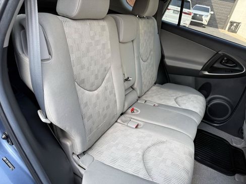 Used 2012 Toyota RAV4 4WD w/ Value Pkg image 8