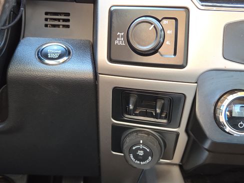 Used 2022 Ford F250 Lariat w/ Lariat Ultimate Package AWD/4WD image 25