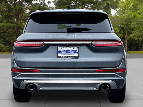 Used 2022 Lincoln Corsair Reserve w/ Sport Package image 6