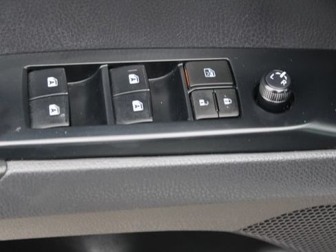 Used 2020 Toyota Camry TRD FWD image 11