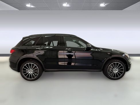 Used 2022 Mercedes-Benz GLC 300 image 7