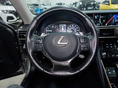Used 2018 Lexus IS 300 AWD image 28