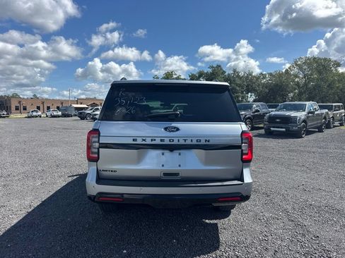 Used 2024 Ford Expedition Limited RWD image 6