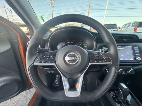 Certified 2024 Nissan Kicks SV image 14