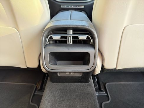 Certified 2024 Mercedes-Benz E 350 4MATIC Sedan image 21