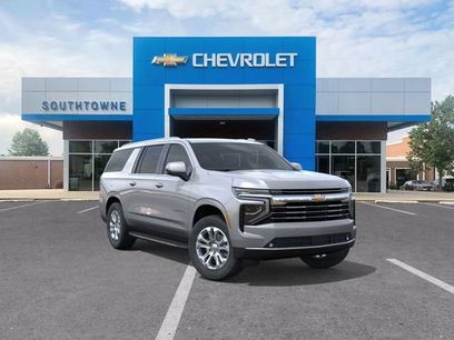 New 2026 Chevrolet Suburban LT w/ Comfort Package