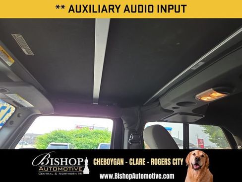 Used 2017 Jeep Wrangler Sport AWD/4WD image 7