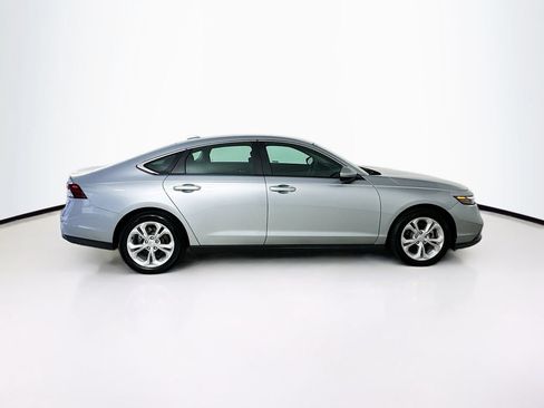 Used 2023 Honda Accord LX image 9