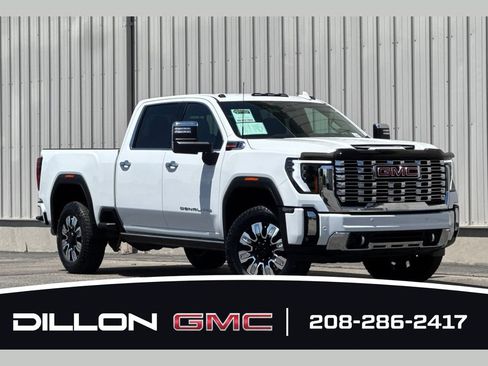 Used 2025 GMC Sierra 2500 Denali w/ Max Trailering Package AWD/4WD image 1