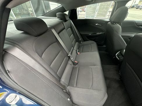 Used 2022 Chevrolet Malibu LT image 27