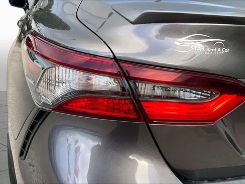 Used 2023 Toyota Camry SE w/ Convenience Package FWD image 28
