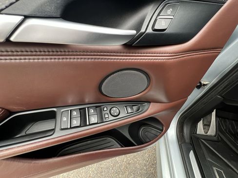 Used 2016 BMW X5 M image 24