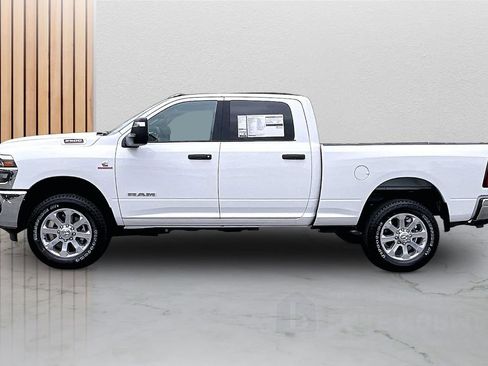 New 2026 RAM 2500 Big Horn AWD/4WD image 6