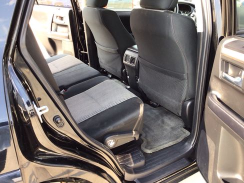 Used 2018 Toyota 4Runner SR5 AWD/4WD image 14