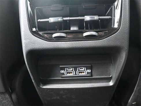 New 2025 Jeep Grand Cherokee Laredo image 24