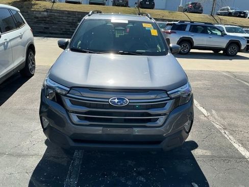 Certified 2025 Subaru Forester Premium image 2