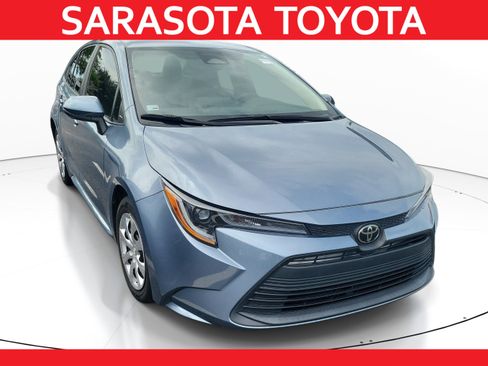 Used 2023 Toyota Corolla LE FWD image 1