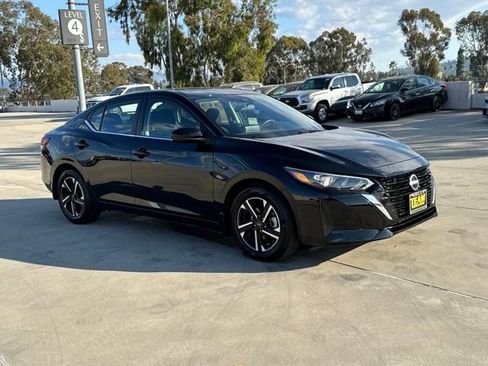 Used 2025 Nissan Sentra SV w/ All-Weather Package image 7