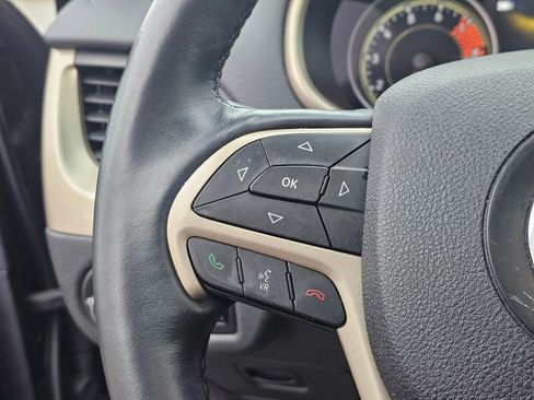 Used 2016 Jeep Cherokee Limited w/ Trailer Tow Group image 33