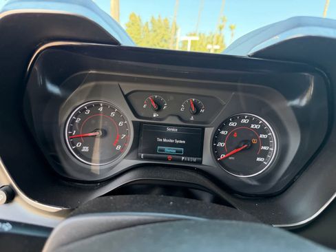 Used 2017 Chevrolet Camaro LT RWD image 15