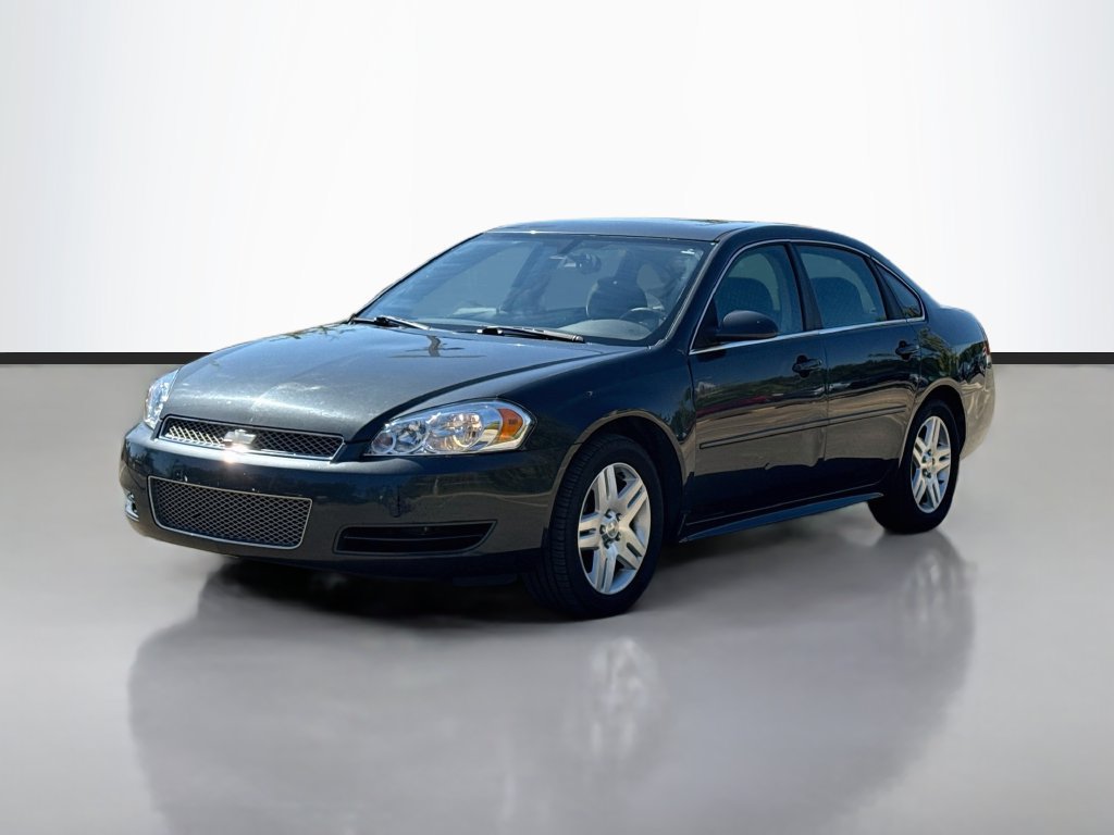 Used 2013 Chevrolet Impala LT w/ LT Sunroof Package FWD image 3