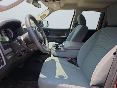 Used 2019 RAM 1500 Express AWD/4WD image 10