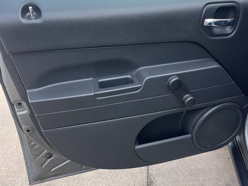 Used 2011 Jeep Patriot Sport w/ Tire & Wheel Group FWD image 12
