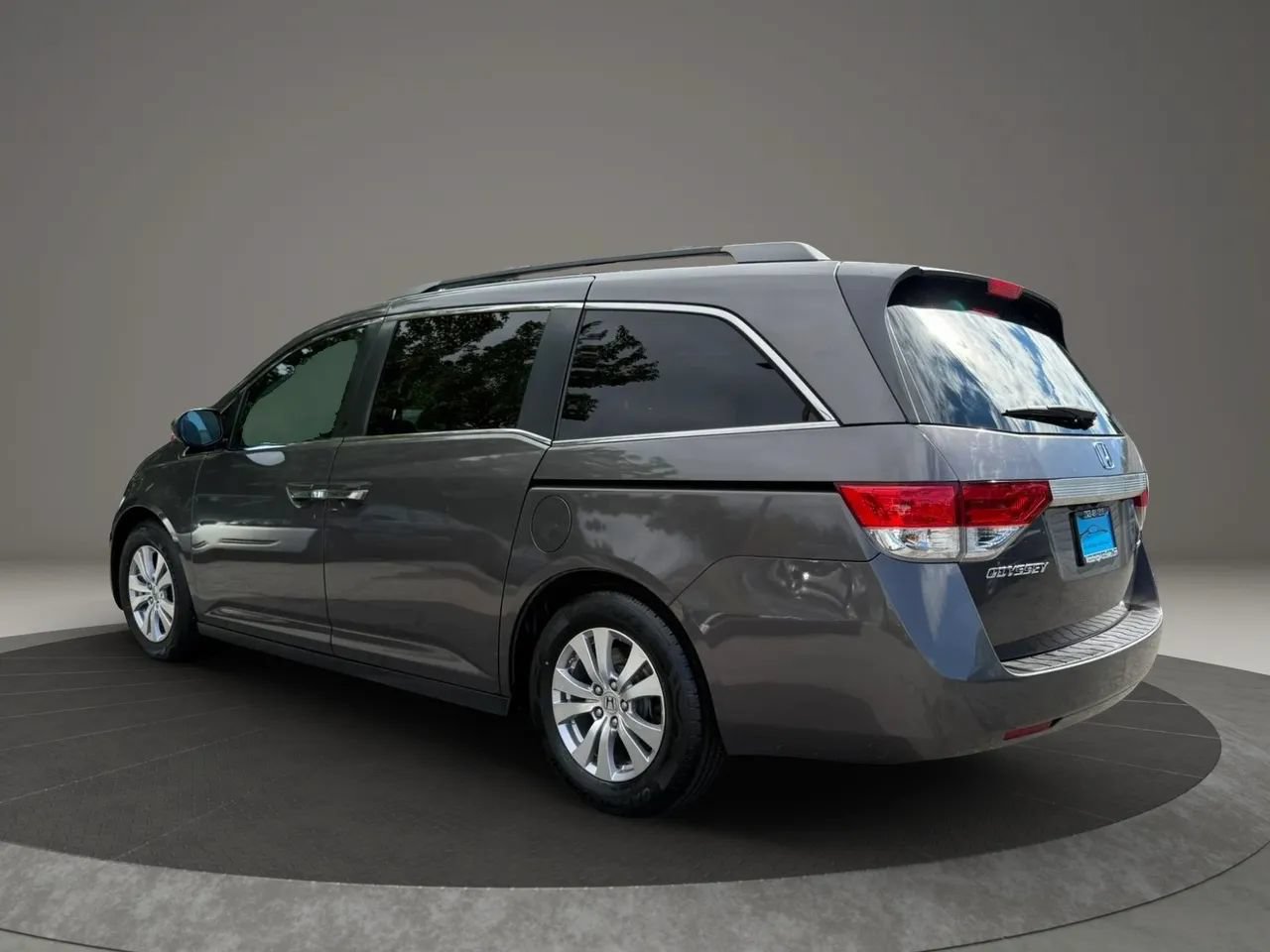 Used 2016 Honda Odyssey SE image 6