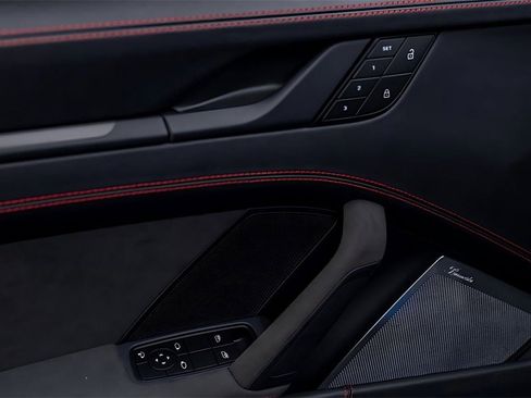 Used 2022 Porsche 911 Carrera 4 GTS image 22