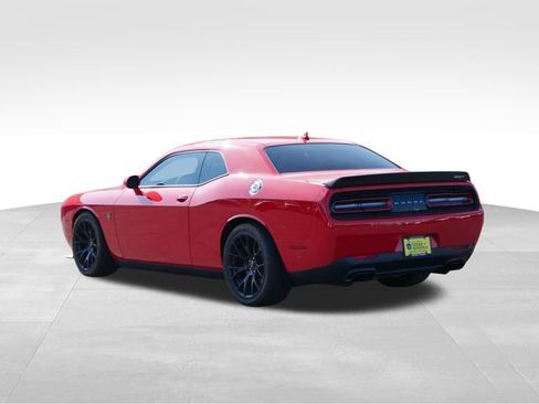 Used 2015 Dodge Challenger SRT Hellcat image 6