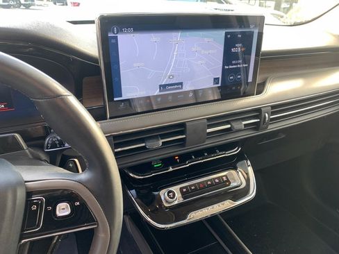 Certified 2025 Lincoln Corsair Reserve w/ Equipment Group 202A image 22