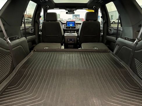 Used 2023 Chevrolet Tahoe Z71 w/ Z71 Off-Road Package AWD/4WD image 31