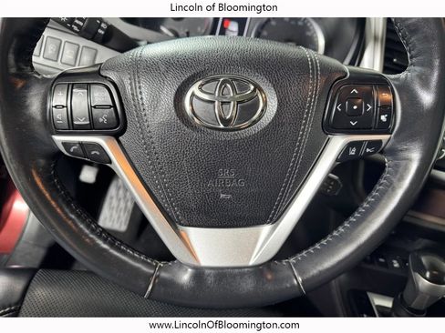 Used 2018 Toyota Highlander Limited Platinum AWD/4WD image 20