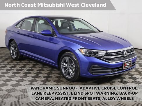 Used 2024 Volkswagen Jetta SE w/ Panoramic Sunroof Package image 1