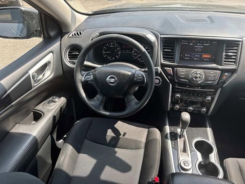 Used 2019 Nissan Pathfinder S AWD/4WD image 19