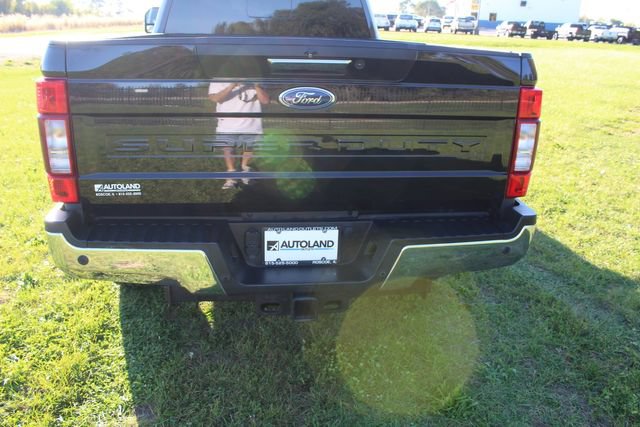 Used 2020 Ford F350 Lariat w/ Lariat Value Package AWD/4WD image 9