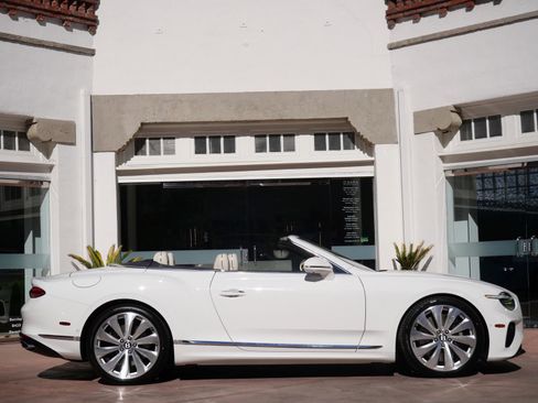 New 2026 Bentley Continental GTC image 5