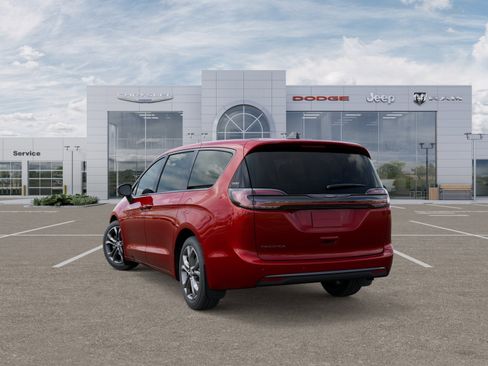 New 2026 Chrysler Pacifica Select image 19