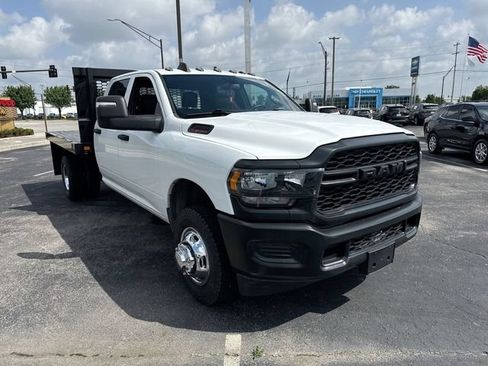 Used 2024 RAM 3500 Tradesman AWD/4WD image 7