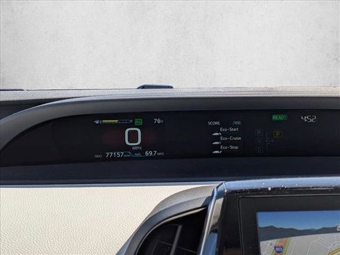 Used 2022 Toyota Prius Prime Limited FWD image 12