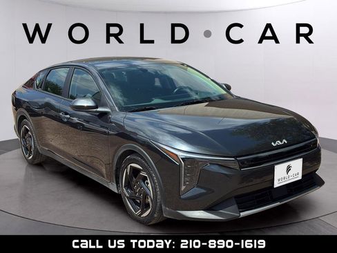 Used 2025 Kia K4 EX FWD image 17