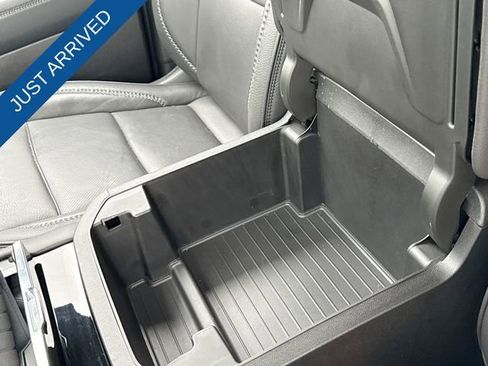 Used 2025 GMC Yukon XL Denali image 21